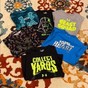 Under Armour T-shirts